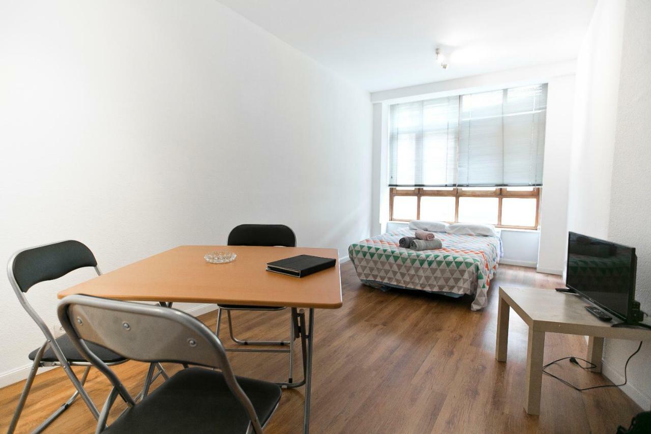 Apartamento San Bernardo マドリード エクステリア 写真