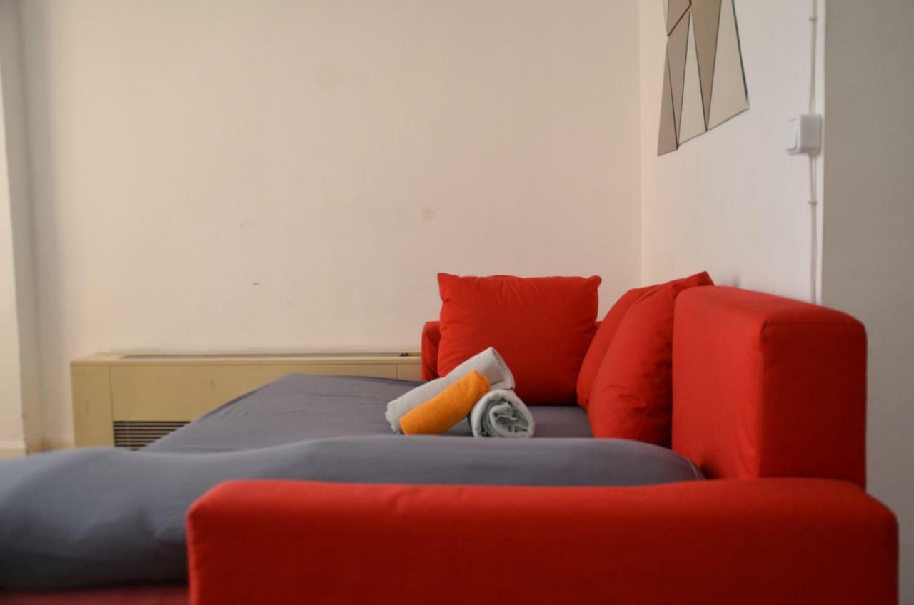 Apartamento San Bernardo マドリード エクステリア 写真