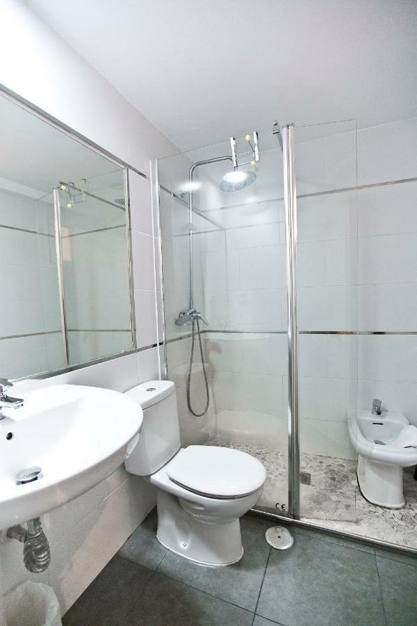 Apartamento San Bernardo マドリード エクステリア 写真